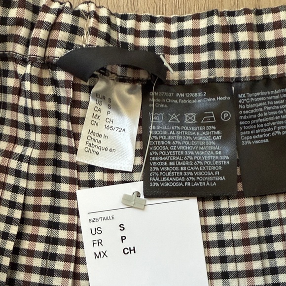 H&M Black and White Plaid Mini Skirt - Picture 2 of 3